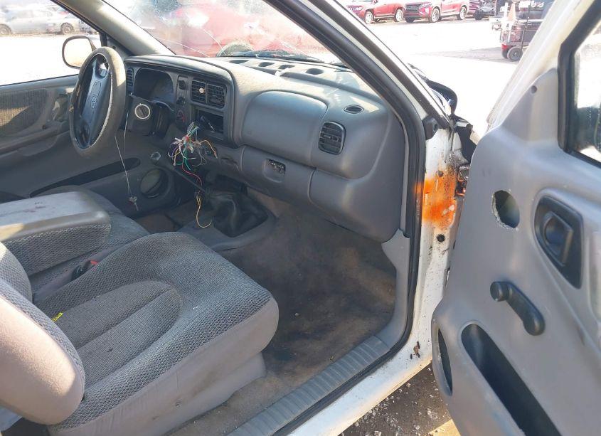 Photo 5 of 1999 Dodge Dakota SLT/SPORT (VIN 1B7GL22XXXS173681)