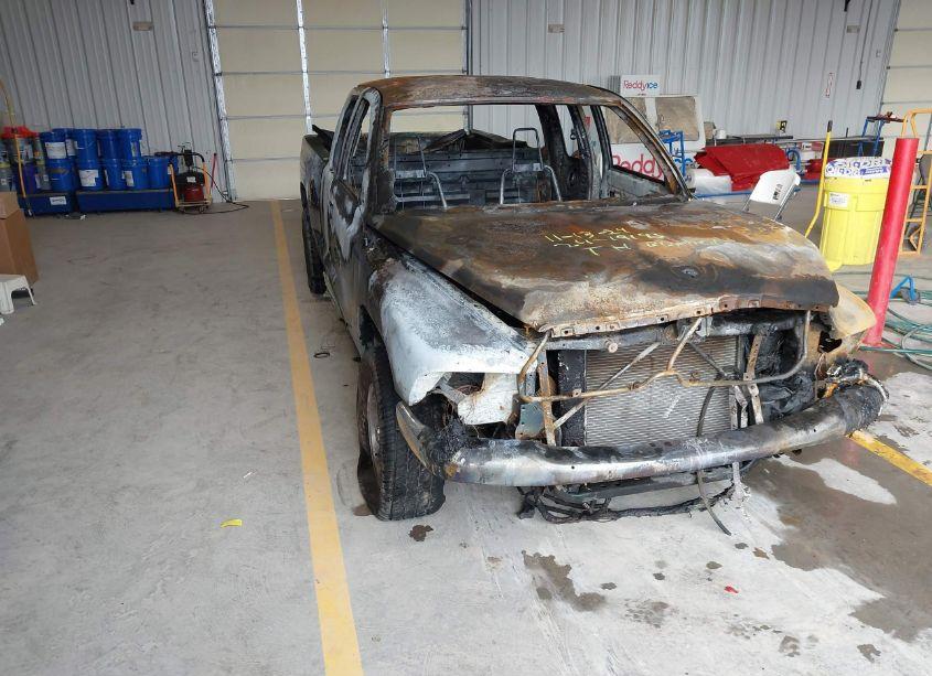 1999 Dodge Dakota SLT/SPORT (VIN 1B7GL22Y1XS303694) main photo