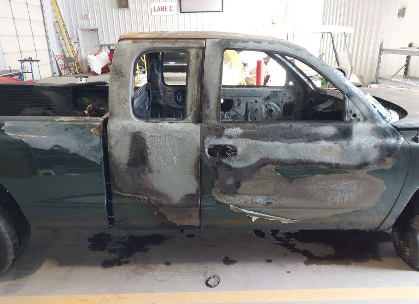 Photo 12 of 1999 Dodge Dakota SLT/SPORT (VIN 1B7GL22Y1XS303694)