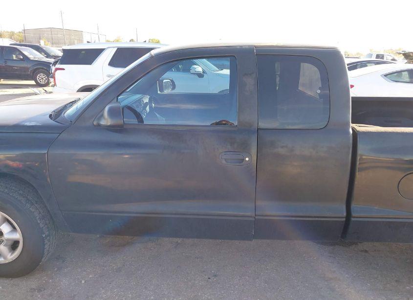 Photo 14 of 1999 Dodge Dakota SLT/SPORT (VIN 1B7GL22Y4XS244303)