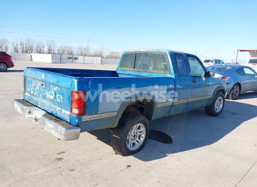 Photo 4 of 1992 Dodge Dakota (VIN 1B7GL23Y3NS521065)