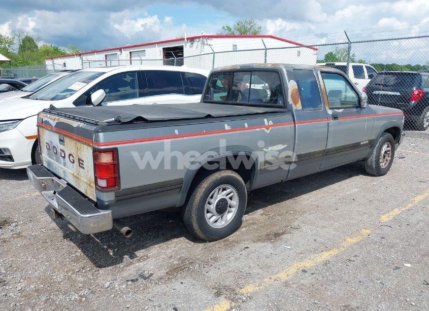 Photo 4 of 1993 Dodge Dakota (VIN 1B7GL23Y8PS117729)