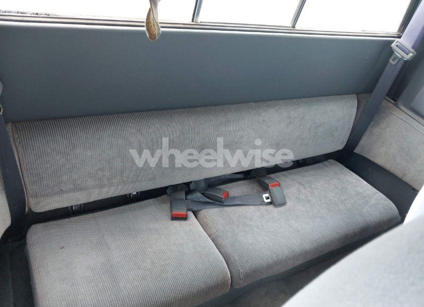 Photo 8 of 1993 Dodge Dakota (VIN 1B7GL23Y8PS117729)