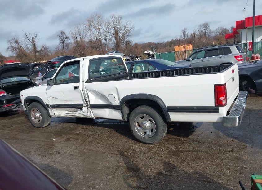 Photo 14 of 1996 Dodge Dakota N/A (VIN 1B7GL26X2TS672494)