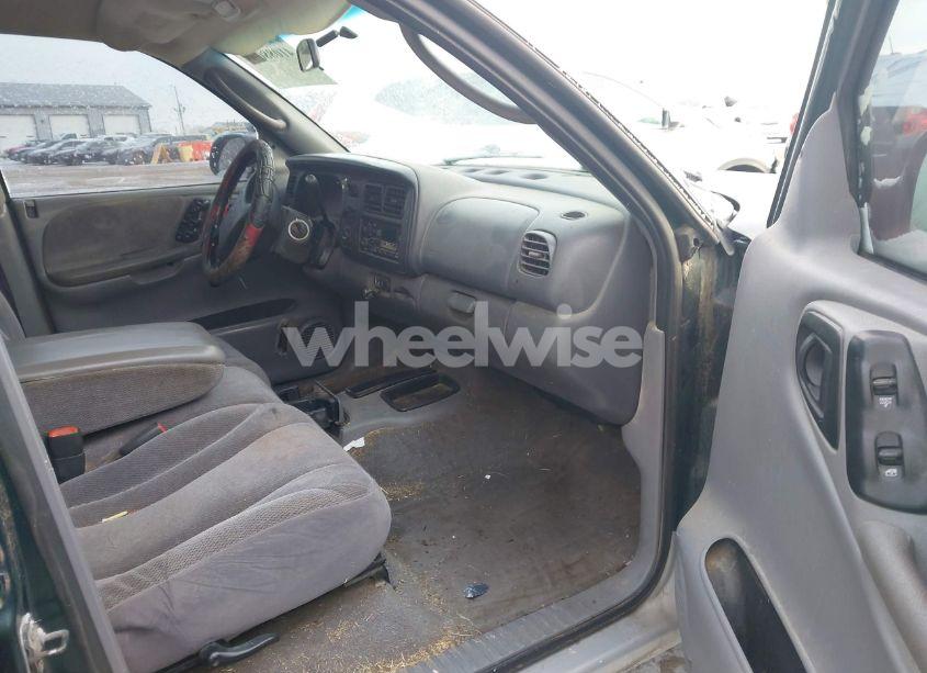 Photo 5 of 2000 Dodge Dakota SLT/SPORT (VIN 1B7GL2AN3YS608008)