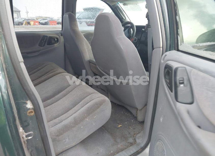 Photo 8 of 2000 Dodge Dakota SLT/SPORT (VIN 1B7GL2AN3YS608008)