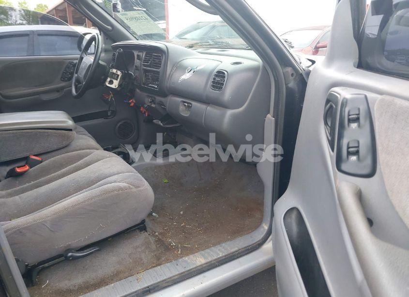 Photo 5 of 2000 Dodge Dakota SLT/SPORT (VIN 1B7GL2ANXYS684051)