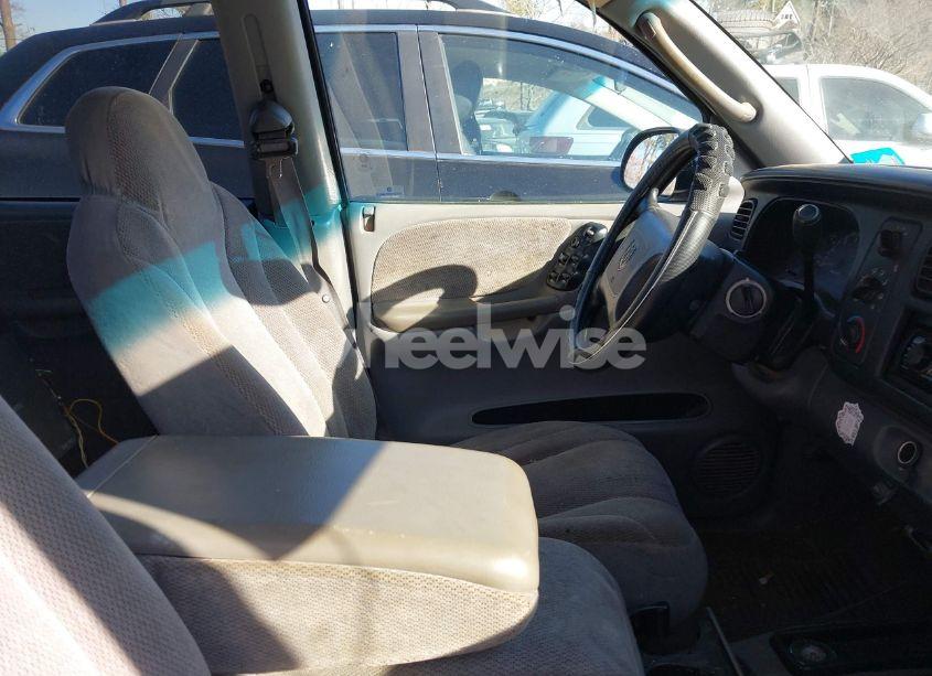 Photo 5 of 2000 Dodge Dakota SLT/SPORT (VIN 1B7GL2AX0YS688465)