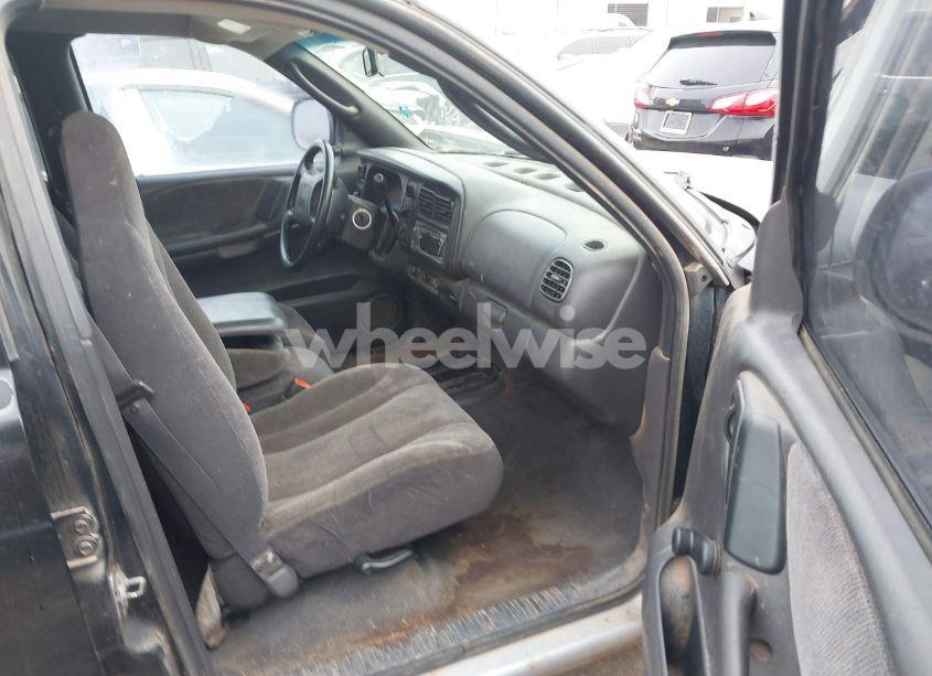 Photo 5 of 2000 Dodge Dakota SLT/SPORT (VIN 1B7GL2AX4YS607628)