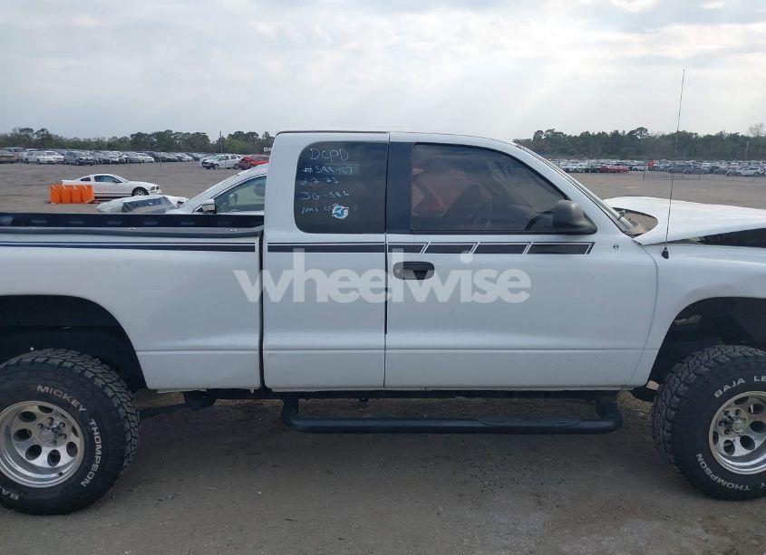 Photo 13 of 2002 Dodge Dakota SPORT (VIN 1B7GL32X22S508401)