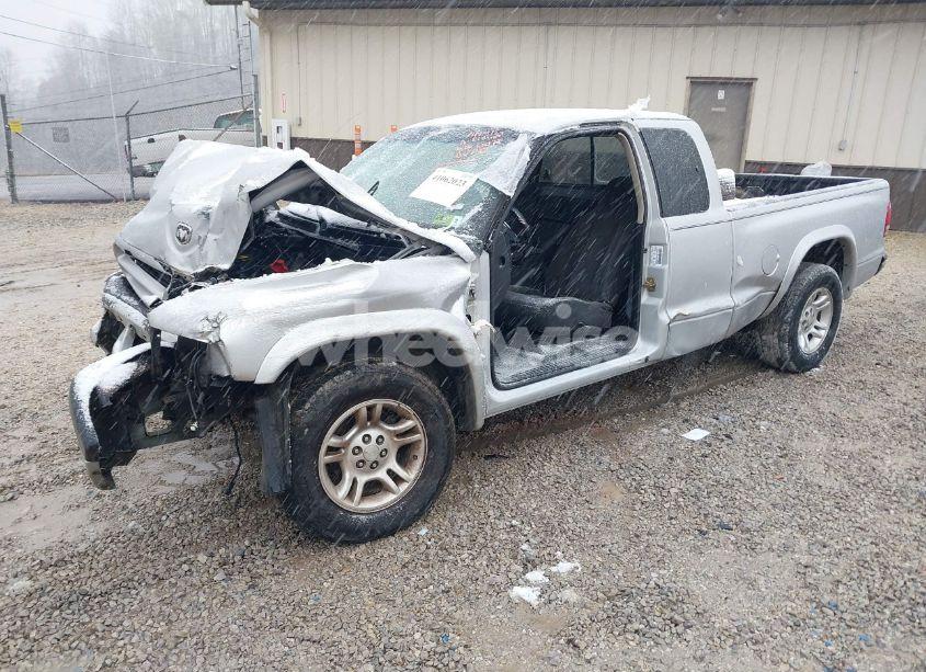 Photo 2 of 2002 Dodge Dakota SPORT (VIN 1B7GL32X22S637030)