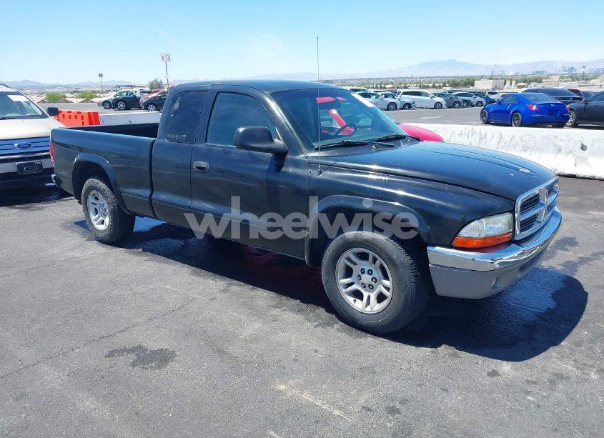 2002 Dodge Dakota SLT (VIN 1B7GL42XX2S526165) main photo