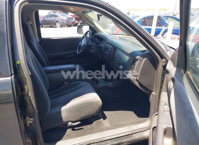 Photo 5 of 2002 Dodge Dakota SLT (VIN 1B7GL42XX2S526165)