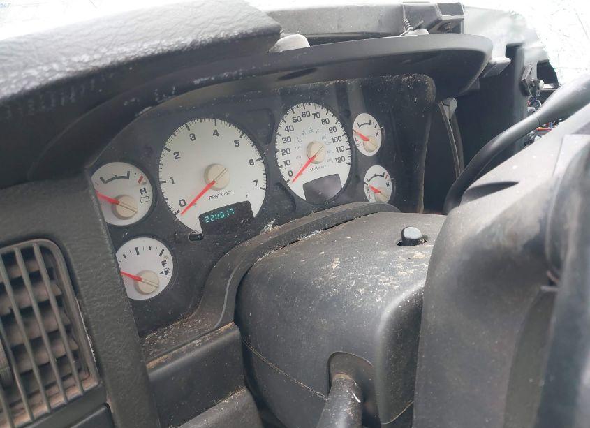 Photo 7 of 2002 Dodge Ram 1500 ST (VIN 1B7HA18N52J112313)