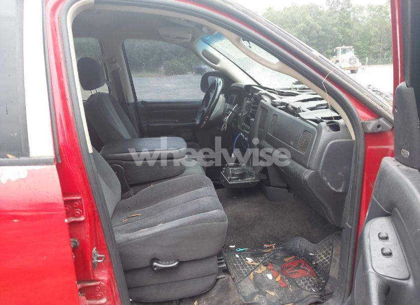 Photo 5 of 2002 Dodge Ram 1500 ST (VIN 1B7HA18Z32J108280)