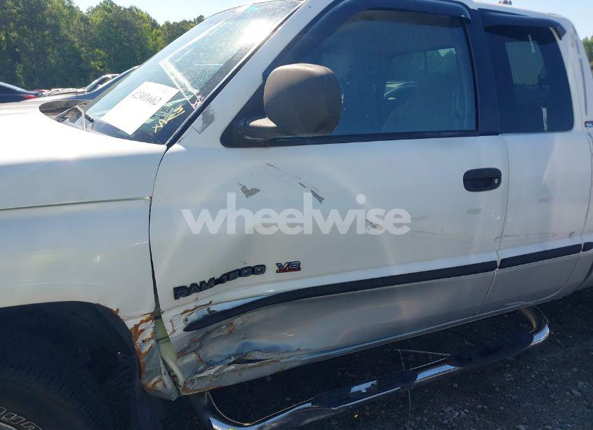 Photo 6 of 2001 Dodge Ram 1500 ST (VIN 1B7HC13Y21J206689)