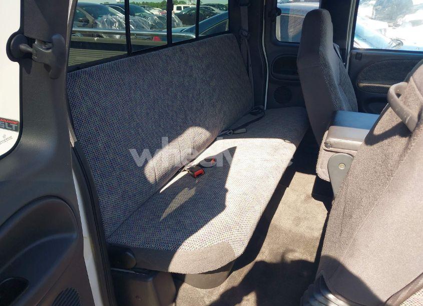 Photo 8 of 2001 Dodge Ram 1500 ST (VIN 1B7HC13Y21J206689)