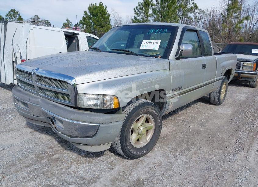 Photo 2 of 1996 Dodge Ram 1500 (VIN 1B7HC13Y5TJ112129)