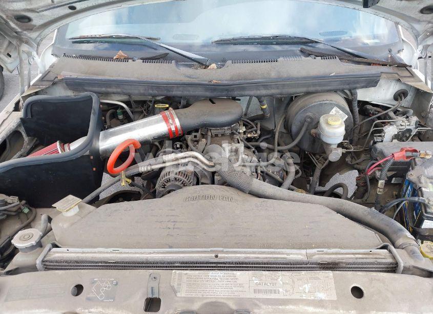 Photo 10 of 2000 Dodge Ram 1500 ST (VIN 1B7HC13Y5YJ167462)