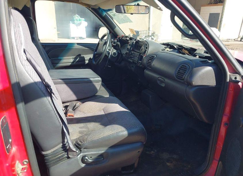 Photo 5 of 2001 Dodge Ram 1500 ST (VIN 1B7HC13YX1J500227)