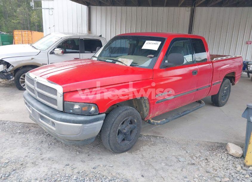 Photo 2 of 1998 Dodge Ram 1500 ST (VIN 1B7HC13Z4WJ104617)