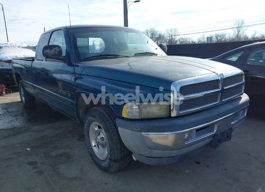 1998 Dodge Ram 1500 ST (VIN 1B7HC13Z5WJ102813) main photo