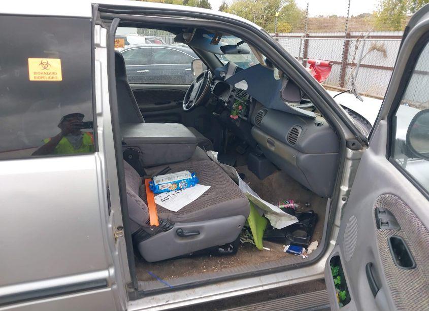 Photo 5 of 2001 Dodge Ram 1500 ST (VIN 1B7HC13Z91J605947)