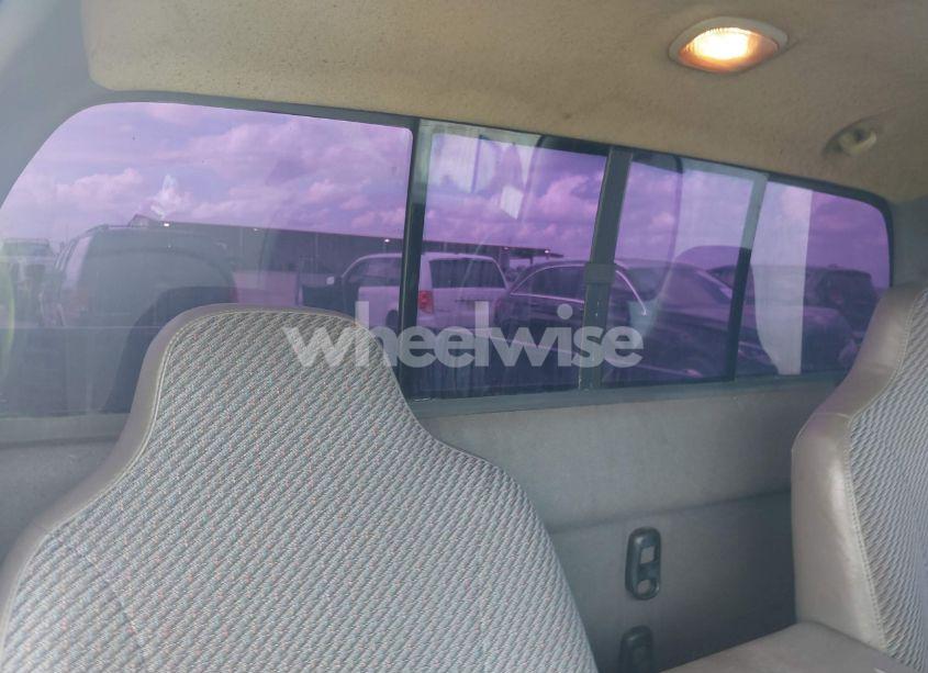 Photo 8 of 2001 Dodge Ram 1500 ST/WS (VIN 1B7HC16X11S797479)