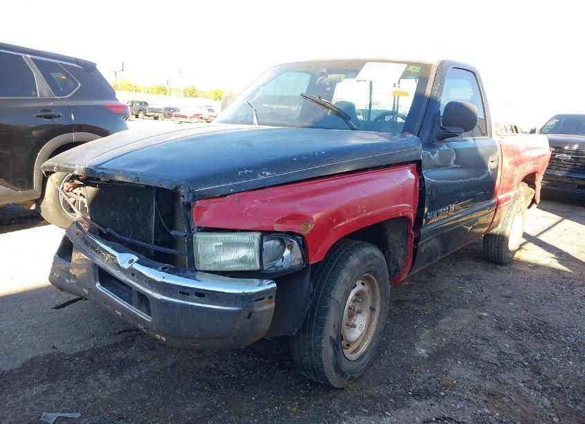 Photo 2 of 2000 Dodge Ram 1500 ST/WS (VIN 1B7HC16X2YS625486)