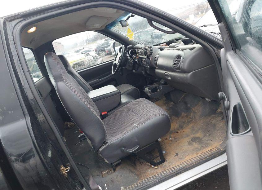 Photo 5 of 2001 Dodge Ram 1500 (VIN 1B7HC16X31S255820)