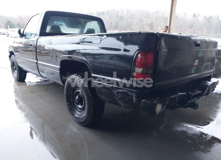 Photo 3 of 1996 Dodge Ram 1500 (VIN 1B7HC16X5TS698036)