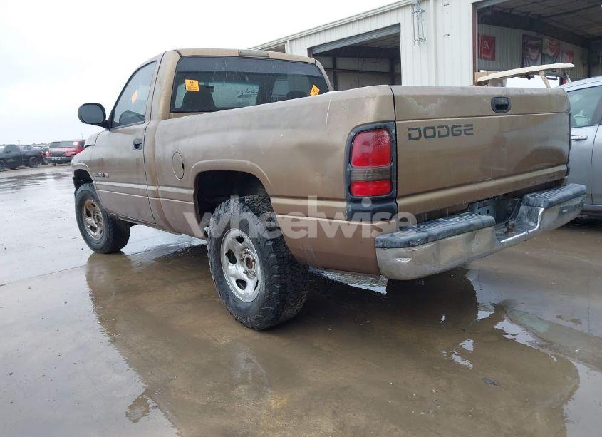 Photo 3 of 2001 Dodge Ram 1500 ST/WS (VIN 1B7HC16X61S686040)