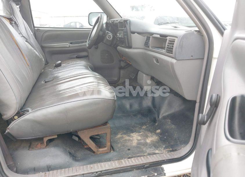 Photo 5 of 1996 Dodge Ram 1500 (VIN 1B7HC16X8TS611634)