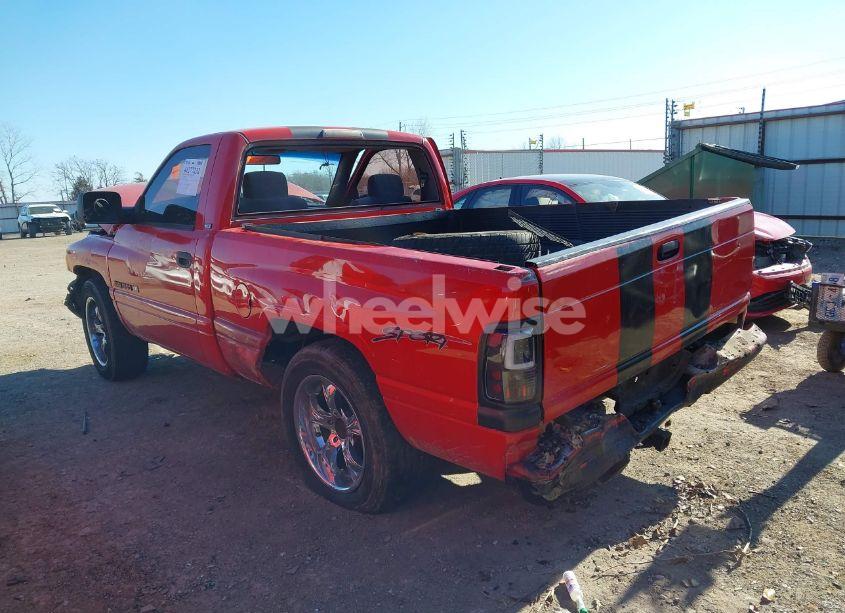 Photo 3 of 1996 Dodge Ram 1500 (VIN 1B7HC16Y0TJ129769)