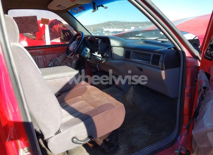 Photo 5 of 1996 Dodge Ram 1500 (VIN 1B7HC16Y0TJ129769)