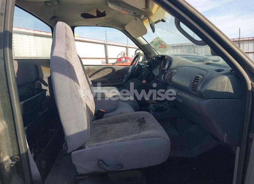 Photo 5 of 2001 Dodge Ram 1500 ST (VIN 1B7HC16Y11S300200)