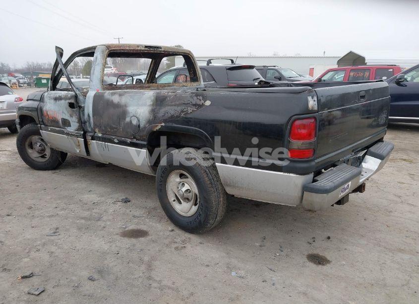 Photo 3 of 2001 Dodge Ram 1500 ST (VIN 1B7HC16Y31S310453)