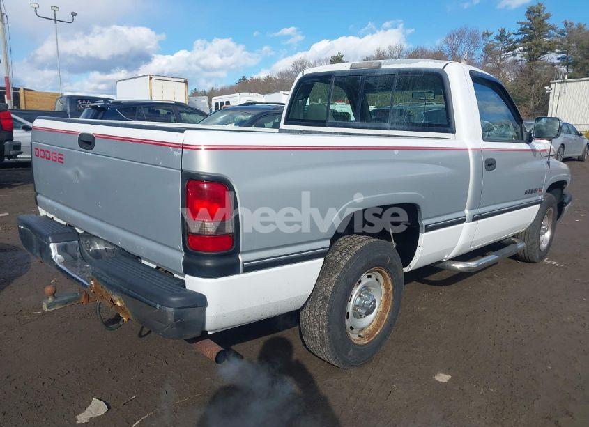 Photo 4 of 1996 Dodge Ram 1500 (VIN 1B7HC16Y3TJ181980)