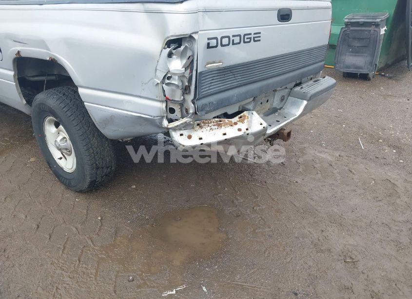 Photo 6 of 2000 Dodge Ram 1500 ST (VIN 1B7HC16Y3YS541914)
