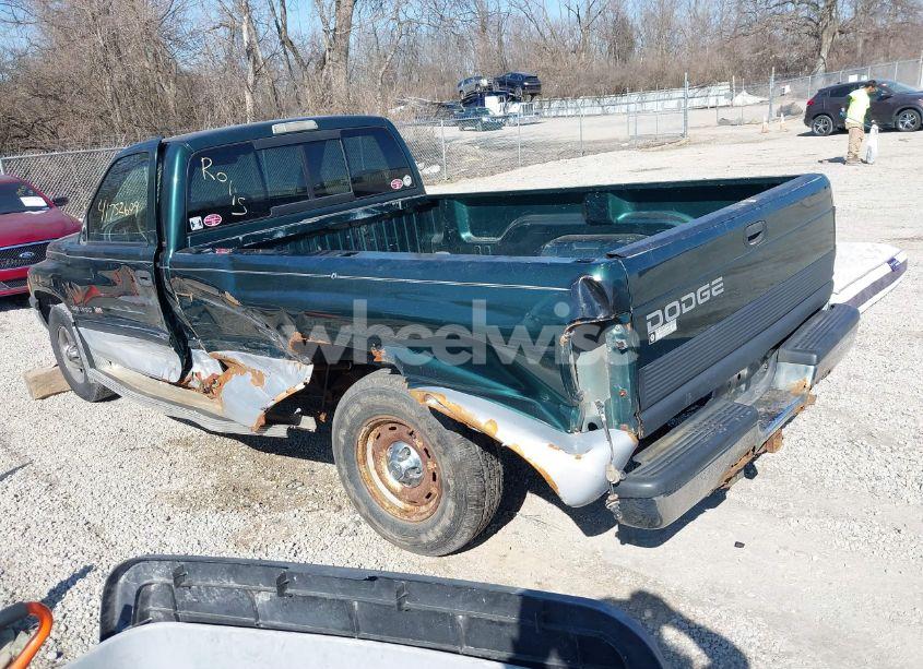 Photo 3 of 2000 Dodge Ram 1500 ST (VIN 1B7HC16Y5YS632098)