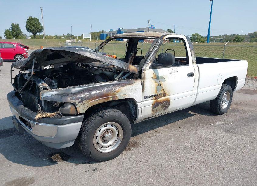 Photo 2 of 2001 Dodge Ram 1500 ST (VIN 1B7HC16Y71S126813)