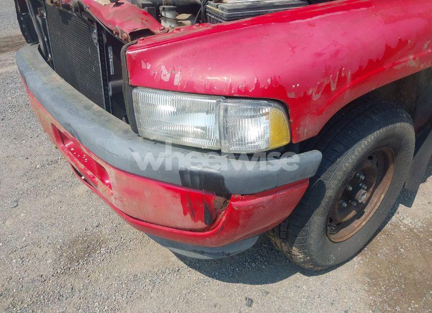Photo 6 of 1996 Dodge Ram 1500 (VIN 1B7HC16Y9TJ117863)