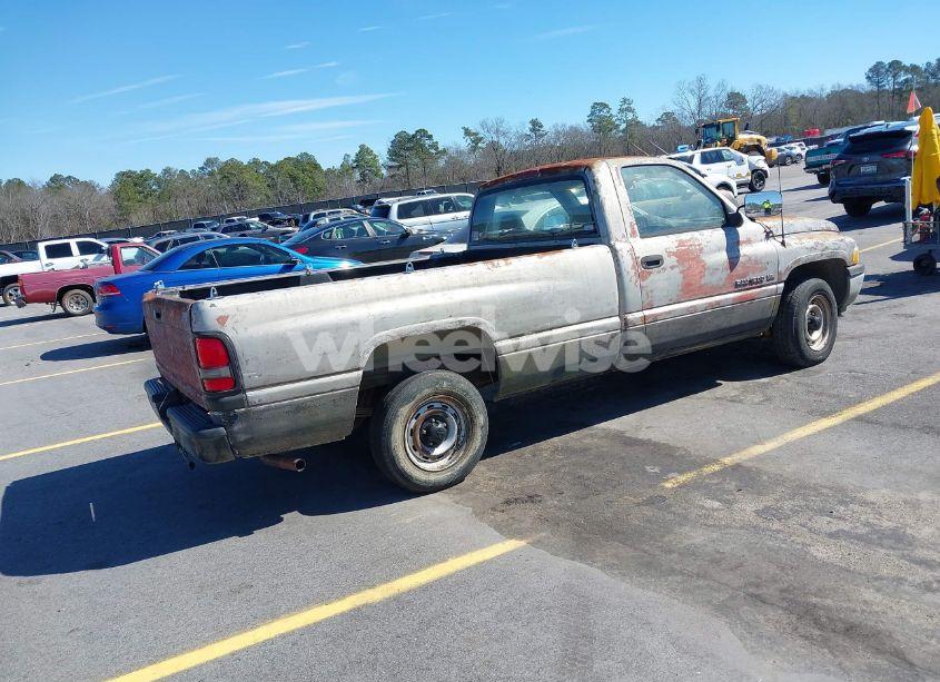 Photo 4 of 1996 Dodge Ram 1500 (VIN 1B7HC16Y9TS611215)