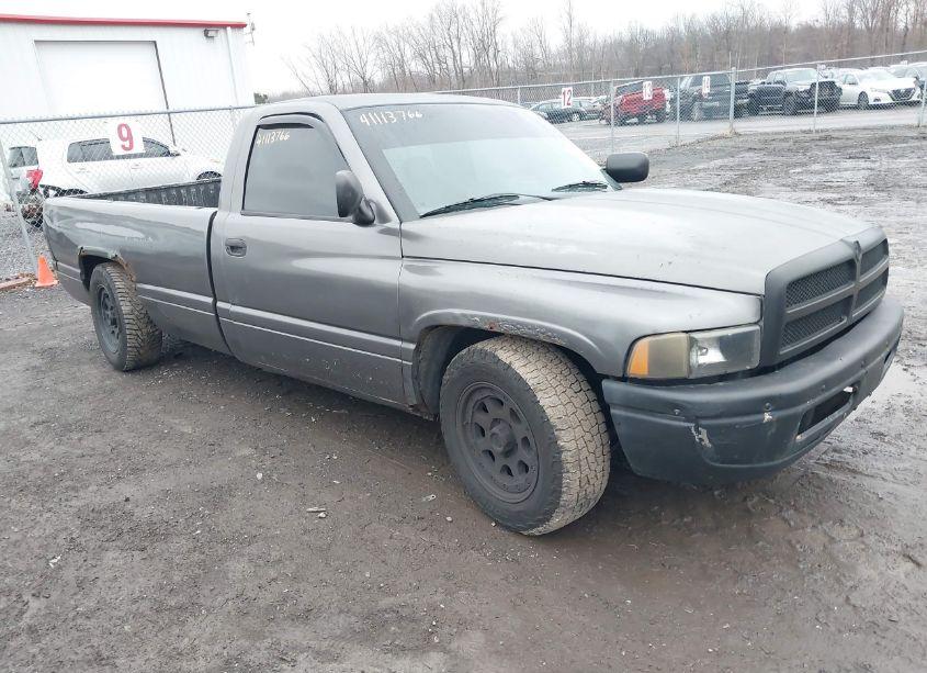 1994 Dodge Ram 1500 (VIN 1B7HC16YXRS553155) main photo