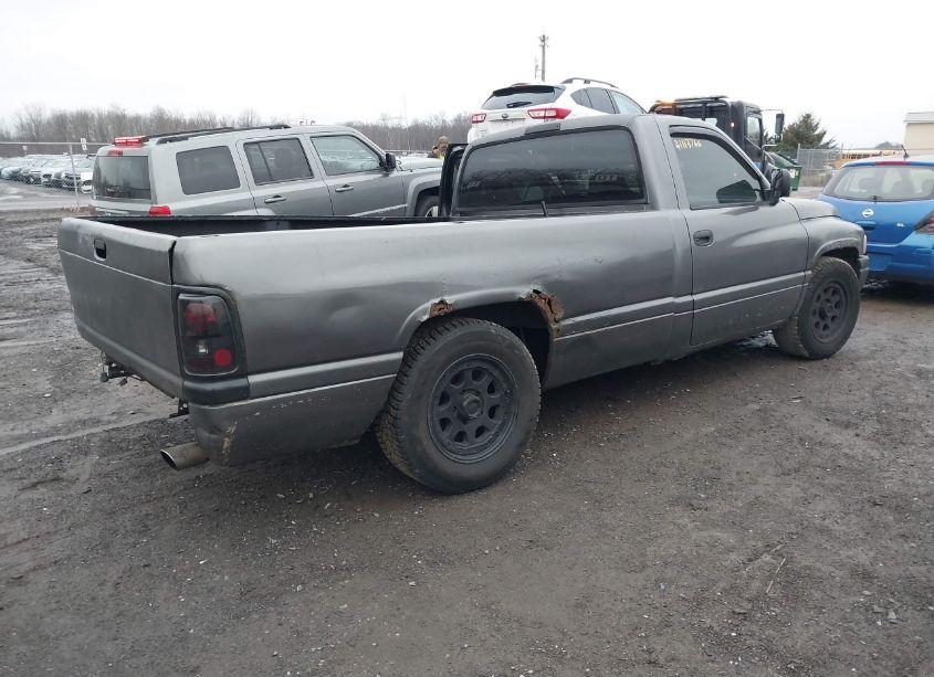 Photo 4 of 1994 Dodge Ram 1500 (VIN 1B7HC16YXRS553155)