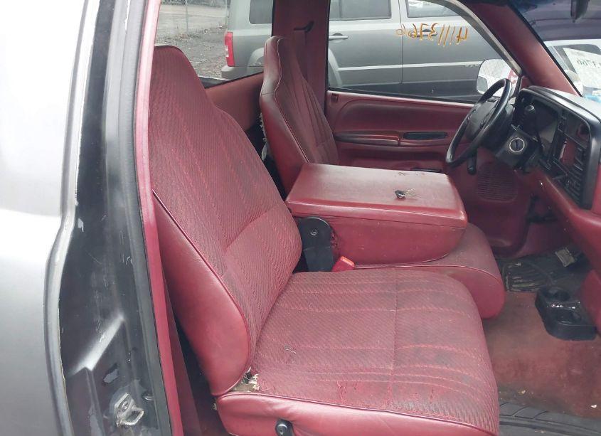 Photo 8 of 1994 Dodge Ram 1500 (VIN 1B7HC16YXRS553155)