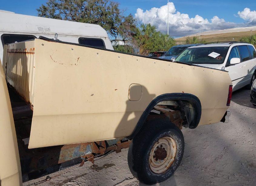 Photo 12 of 1985 Dodge D-series D200/D250 (VIN 1B7HD24T9FS517026)