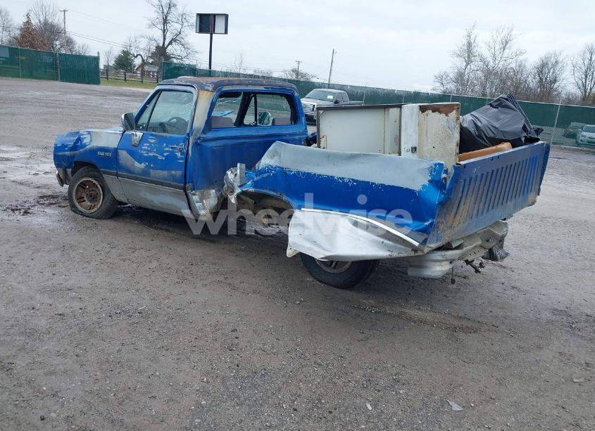 Photo 3 of 1992 Dodge D-series D150 (VIN 1B7HE16Y5NS602251)