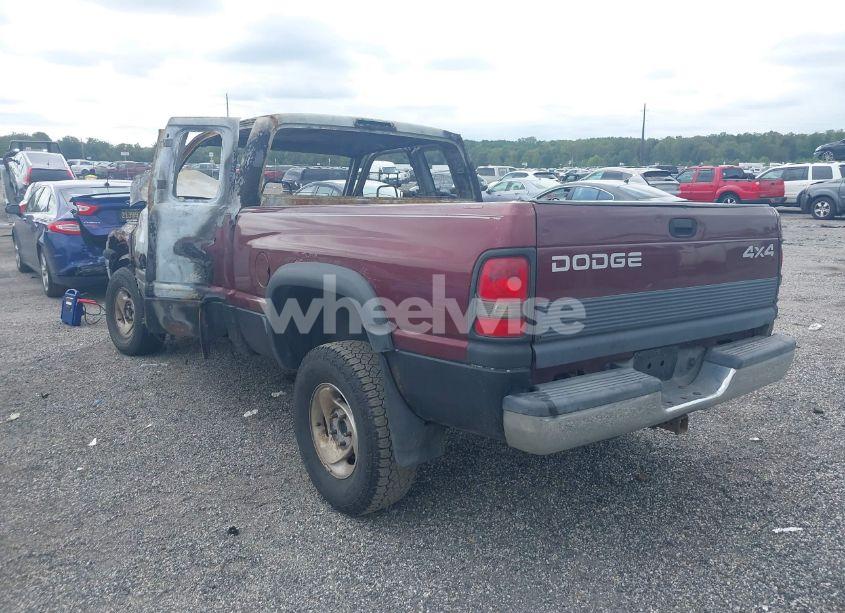 Photo 3 of 2001 Dodge Ram 1500 ST (VIN 1B7HF13Y61J256339)