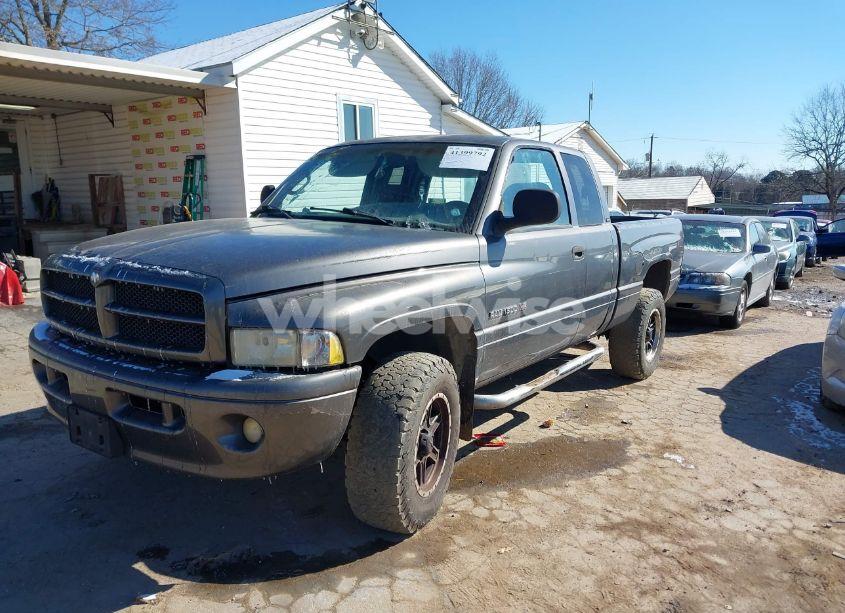 Photo 2 of 2001 Dodge Ram 1500 ST (VIN 1B7HF13Y91J614758)